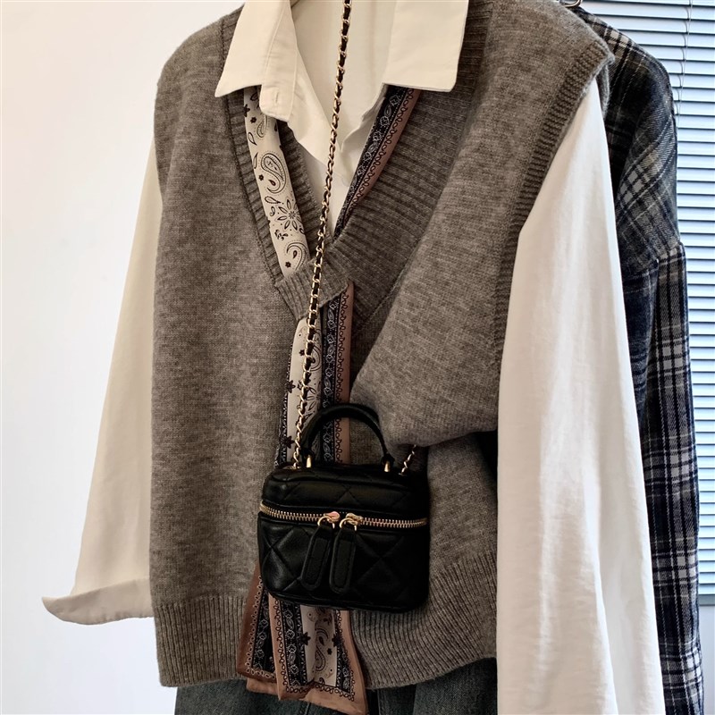 适用法国Rixo jRane 设计感丝巾配饰马甲女2025POLO领衬衫叠穿