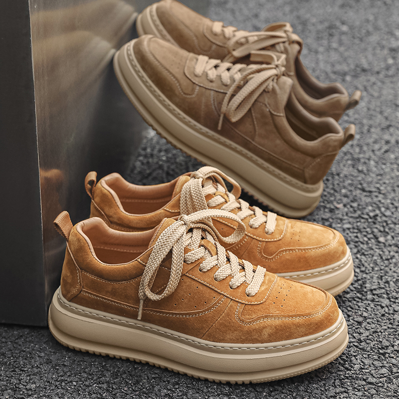 2025时尚潮流圆头男士休闲板鞋