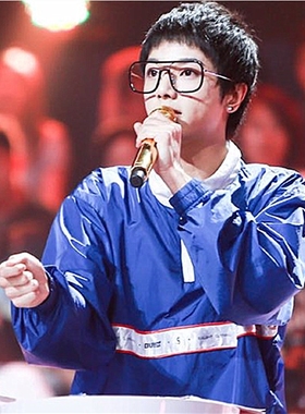 明日之子华晨宇baby女平光眼镜