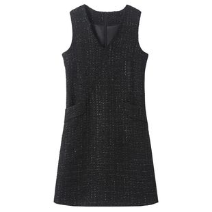 小香风亮丝简约背心连衣裙2025春秋新款减龄通勤无袖V领打底裙子