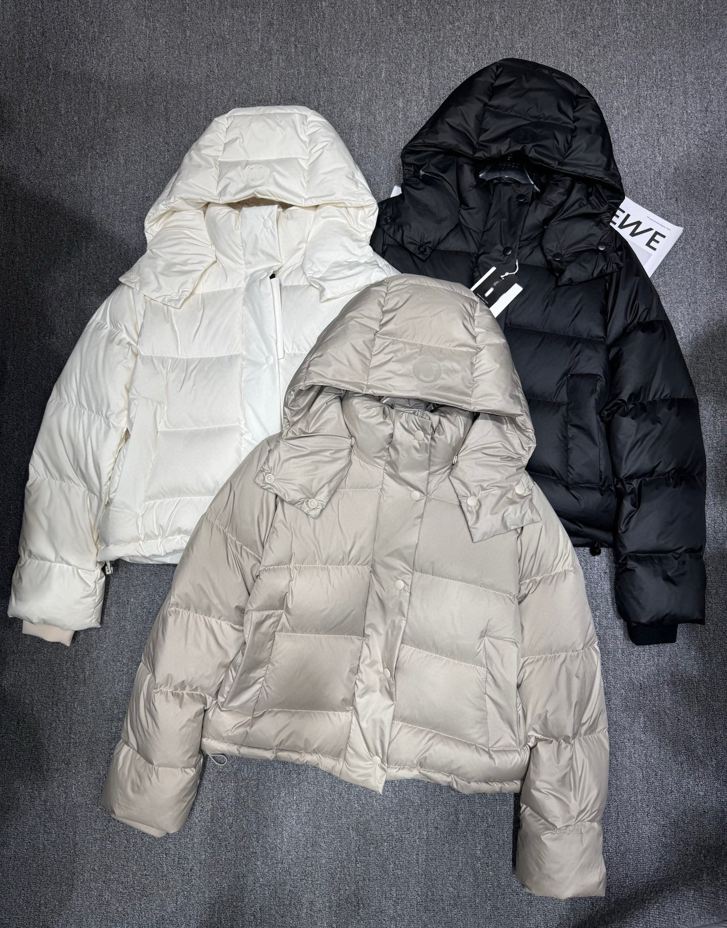 小红书爆款u五格羽绒服外套女25秋冬款百搭羽绒可卸帽白鸭绒外套