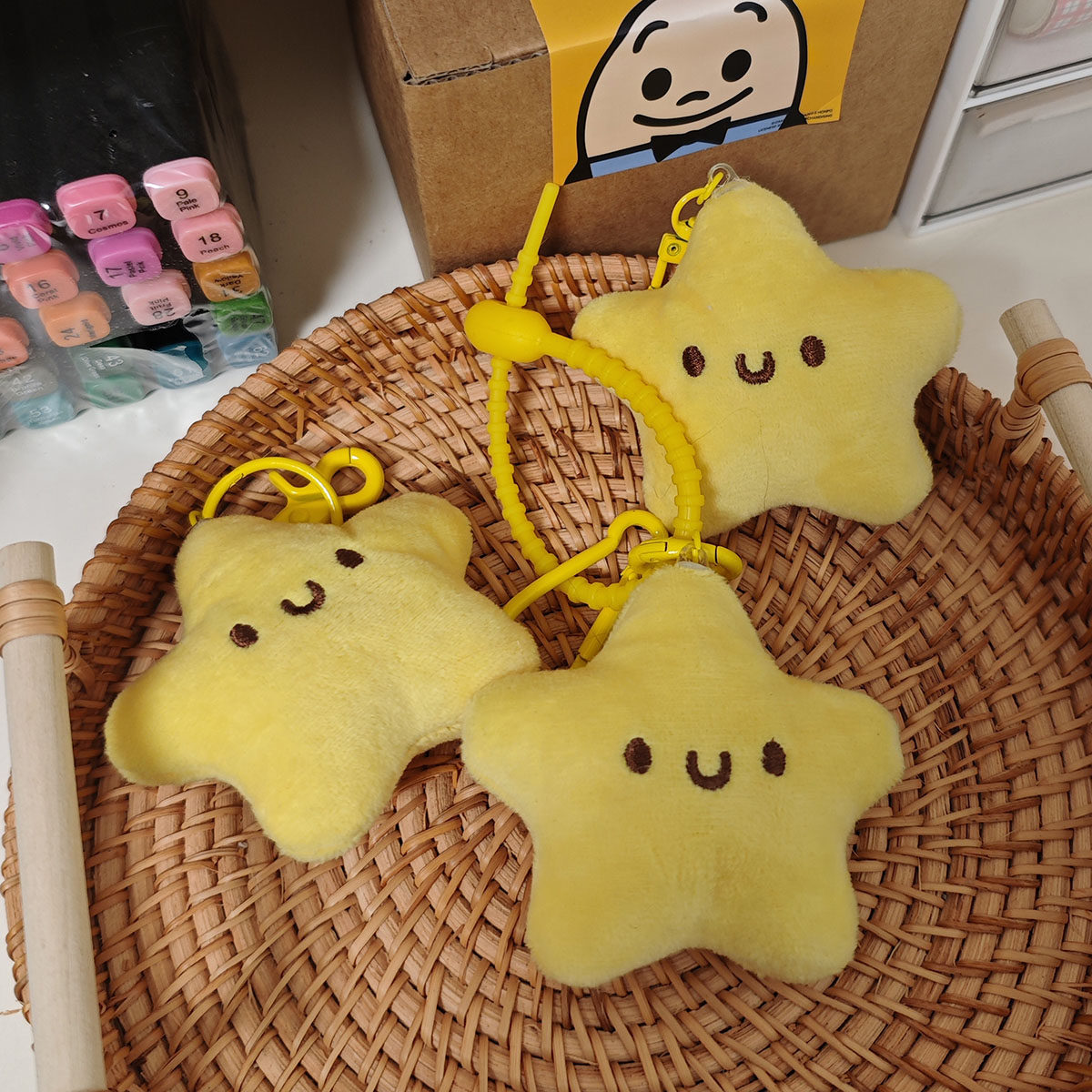 毛绒可爱少女心五角星挂件吱吱叫星星玩偶钥匙链书包挂饰小礼物,服饰配件/皮带/帽子/围巾,包挂件,淘宝优惠券,粉丝福利购,淘宝优惠卷