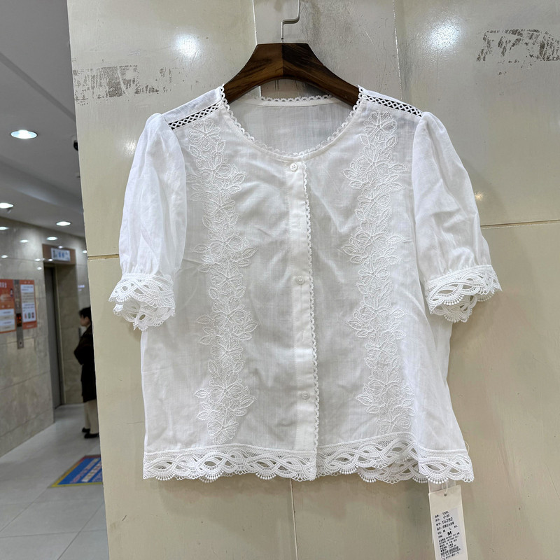33-T6282 重工蕾丝刺绣花圆领短袖减龄小个短装天丝苎麻 衬衫夏装