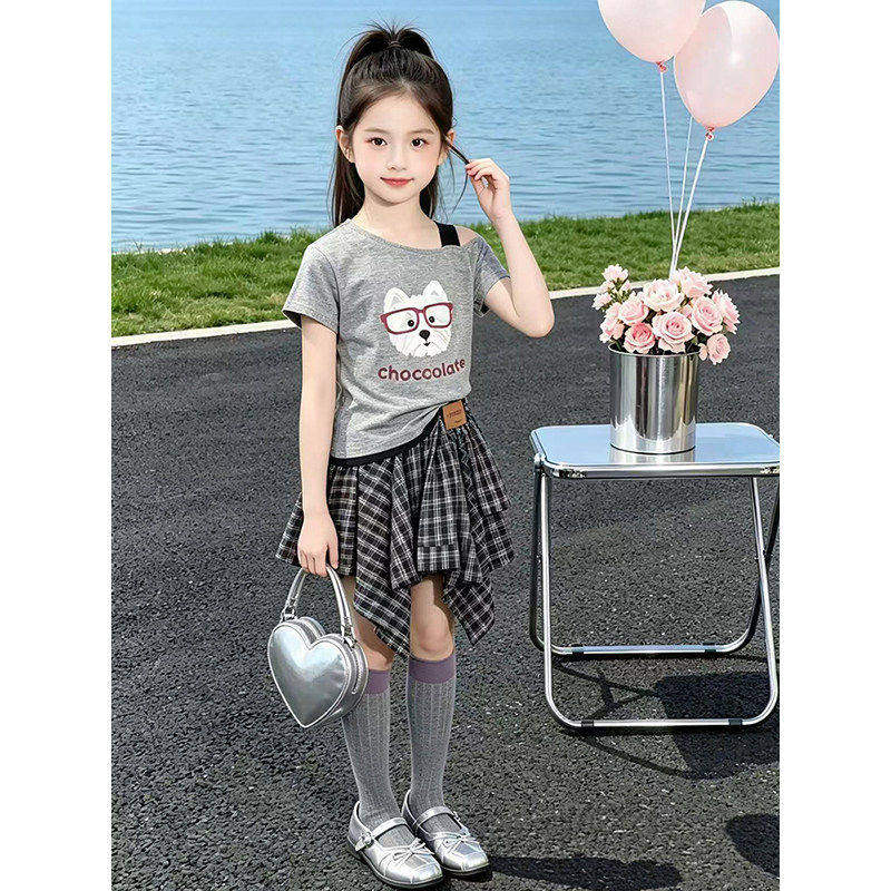 女童套装夏季2026新款儿童卡通印花T恤女孩不规则格子裙两件套潮
