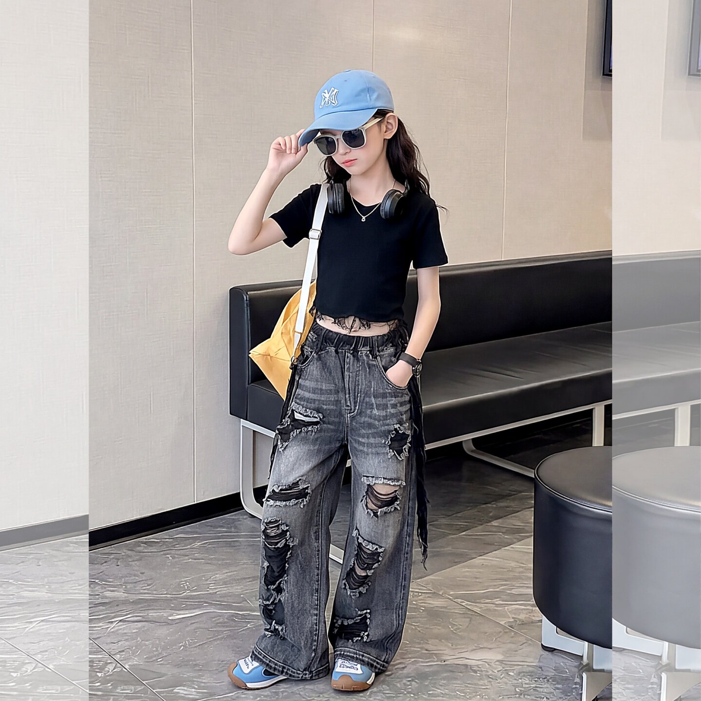 女童V领蕾丝短袖破洞牛仔裤套装