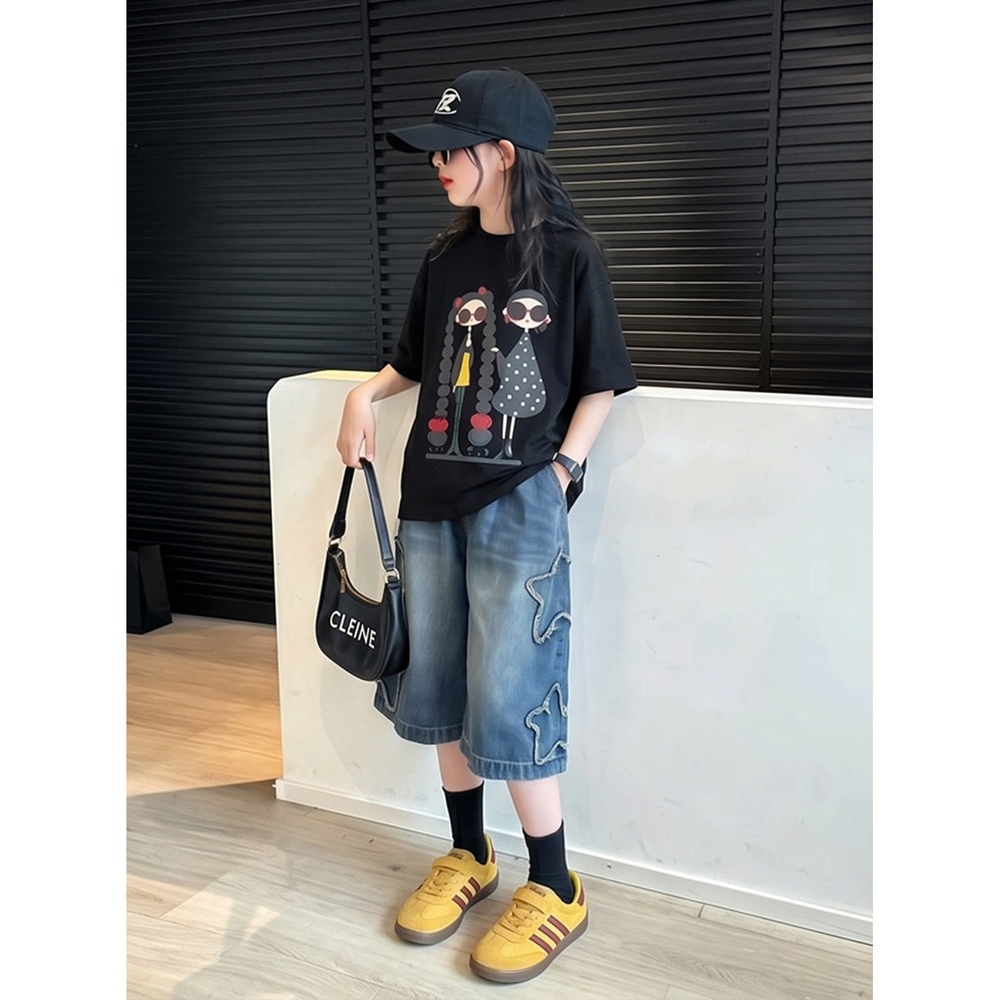 女童夏套装2026新款女大童巨好看夏装儿童短袖T恤牛仔短裤两件套9