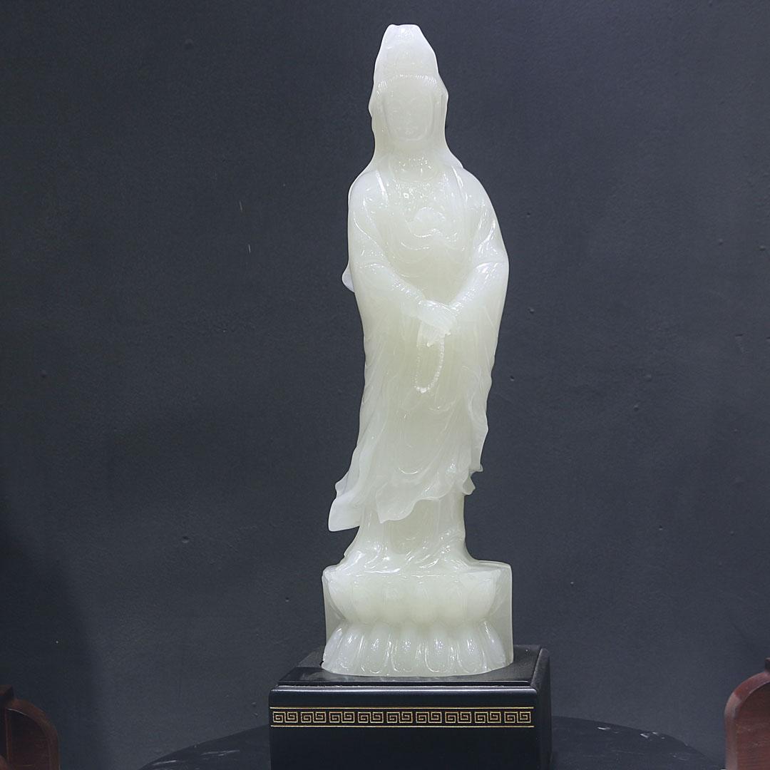 精品玉石供奉玉观音摆件