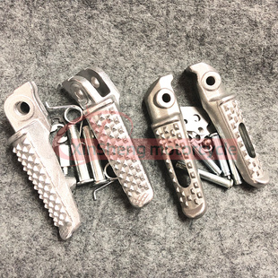 适用本田CBR600/F4i/f5/CBR900(954)/CBR1000RR/CB1000R脚蹬前后