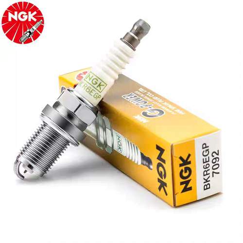NGK火花塞7092 7096 7100铂金大众长安哈弗99%车型适配通用型