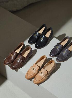 Le' Queen法式赫本风小皮鞋山茶花乐福鞋春秋水洗马臀皮粗跟单鞋