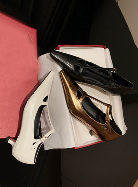 Le' Queen女士猫跟鞋春季新款单鞋T型扣带尖头软皮工作玛丽珍鞋女