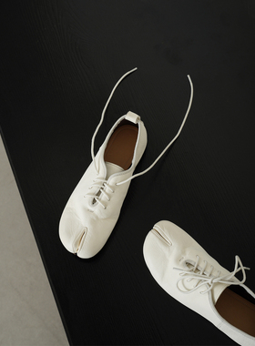 Ls' rommors 真皮底 tabi分趾鞋女2026新款系带猪蹄平底休闲单鞋