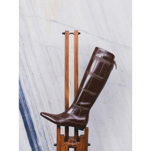 鳄鱼纹牛皮高筒内增高及膝长靴女