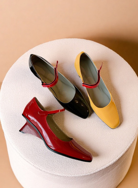 Le' Queen超现实曲线 羊漆皮异型坡跟玛丽珍方头单鞋 红黑黄三色