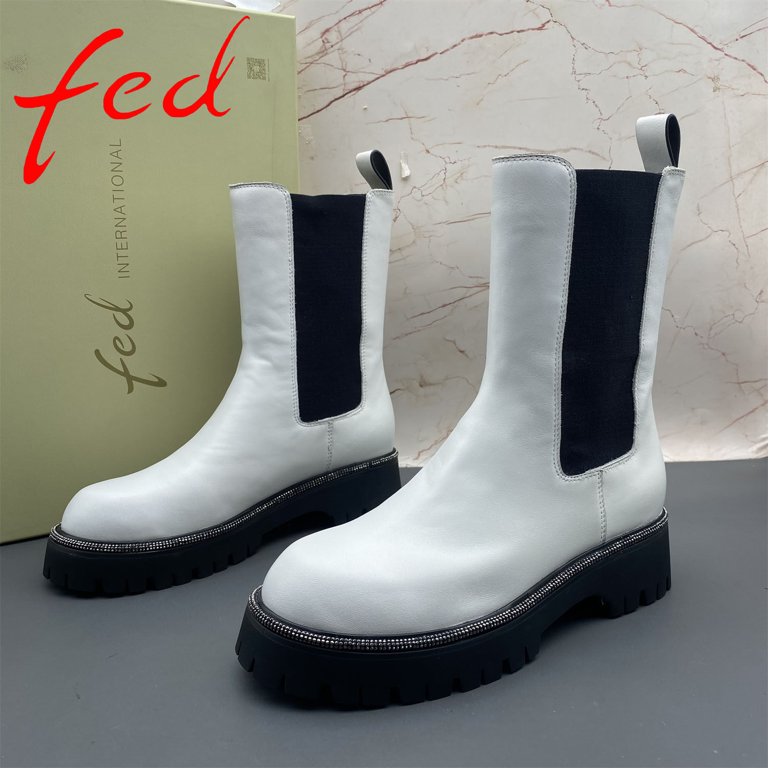 39码fed/艾芙伊迪撤柜断码牛皮女鞋套筒防滑平跟圆头切尔西短靴,女鞋,切尔西靴,淘宝优惠券,粉丝福利购,淘宝优惠卷