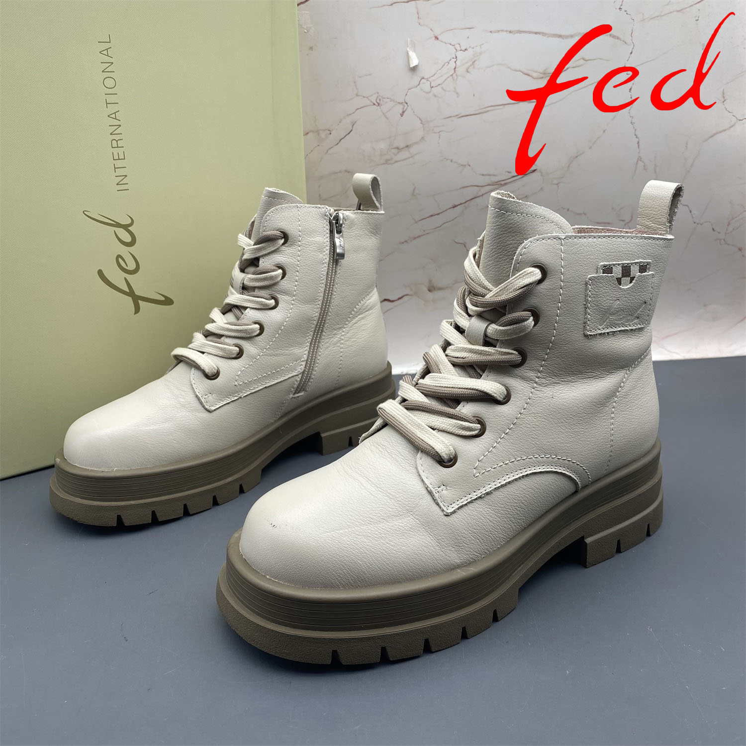 37码fed/艾芙伊迪撤柜断码牛皮女鞋羊毛棉鞋系带侧拉链平跟短靴