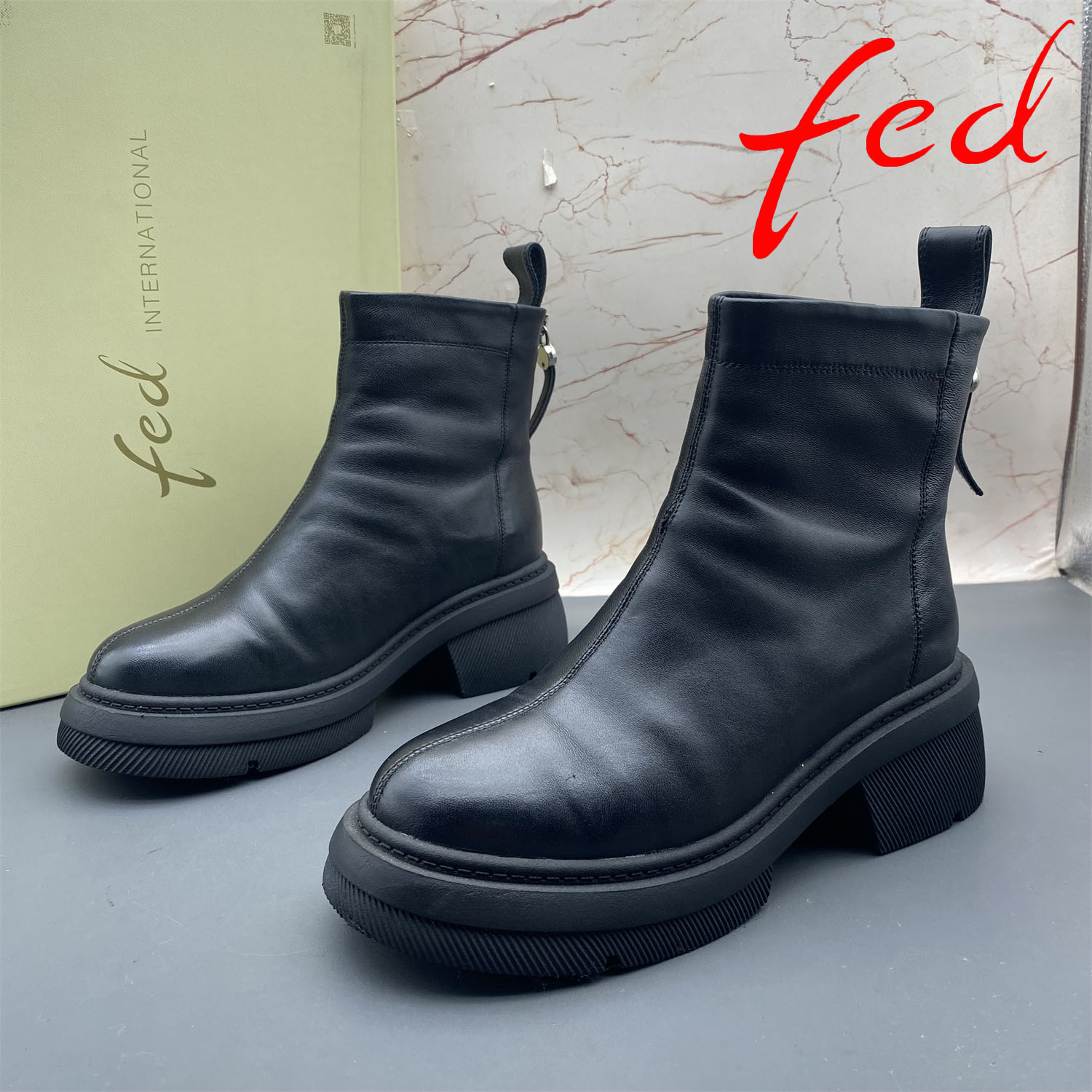 38码fed/艾芙伊迪撤柜断码羊皮女鞋圆头平跟防滑拉链加绒棉鞋短靴