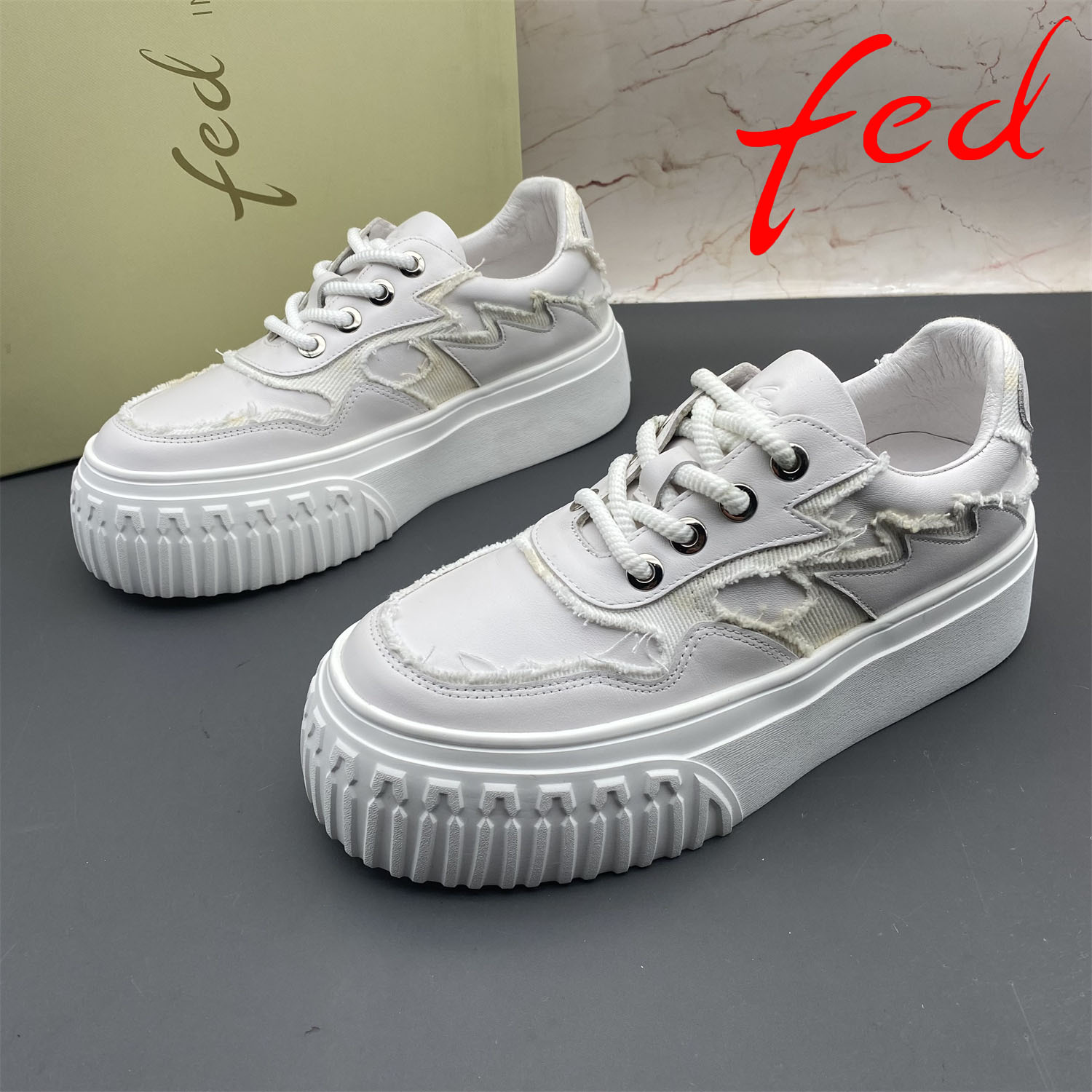 38码fed/艾芙伊迪撤柜断码牛皮女鞋系带平底防滑休闲轻便日常单鞋