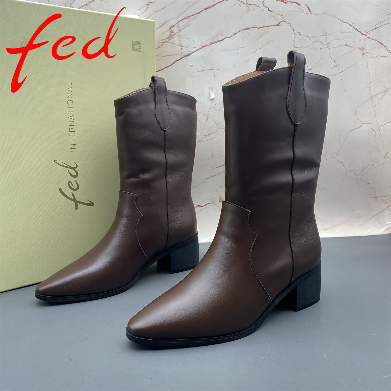 正品fed/艾芙伊迪撤柜断码牛皮女鞋套筒平跟防滑羊毛棉鞋加绒短靴
