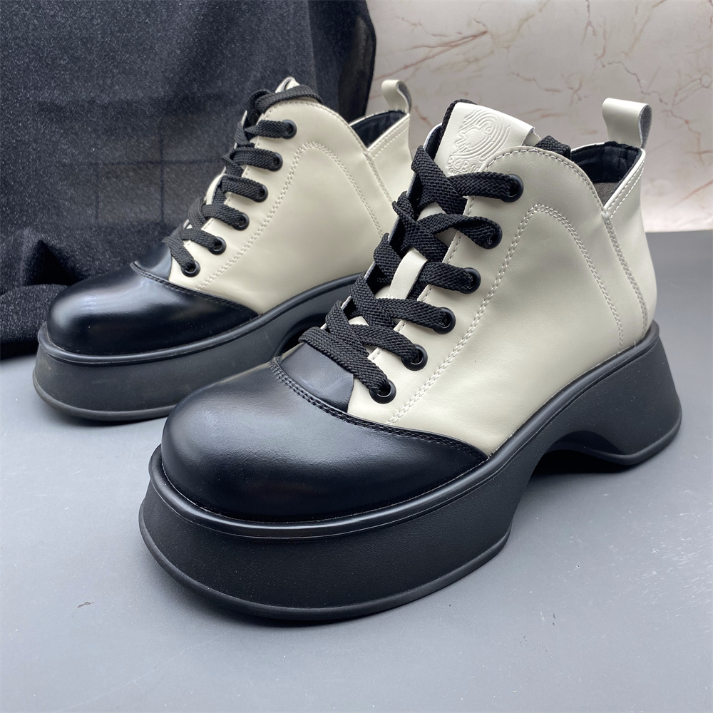 牛皮真皮断码撤柜处理女鞋新款圆头厚底防滑轻便系带时尚马丁靴