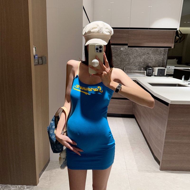 金豆豆2026性感辣妈孕妇装吊带连衣裙夏装新款显瘦包臀裙紧身短裙