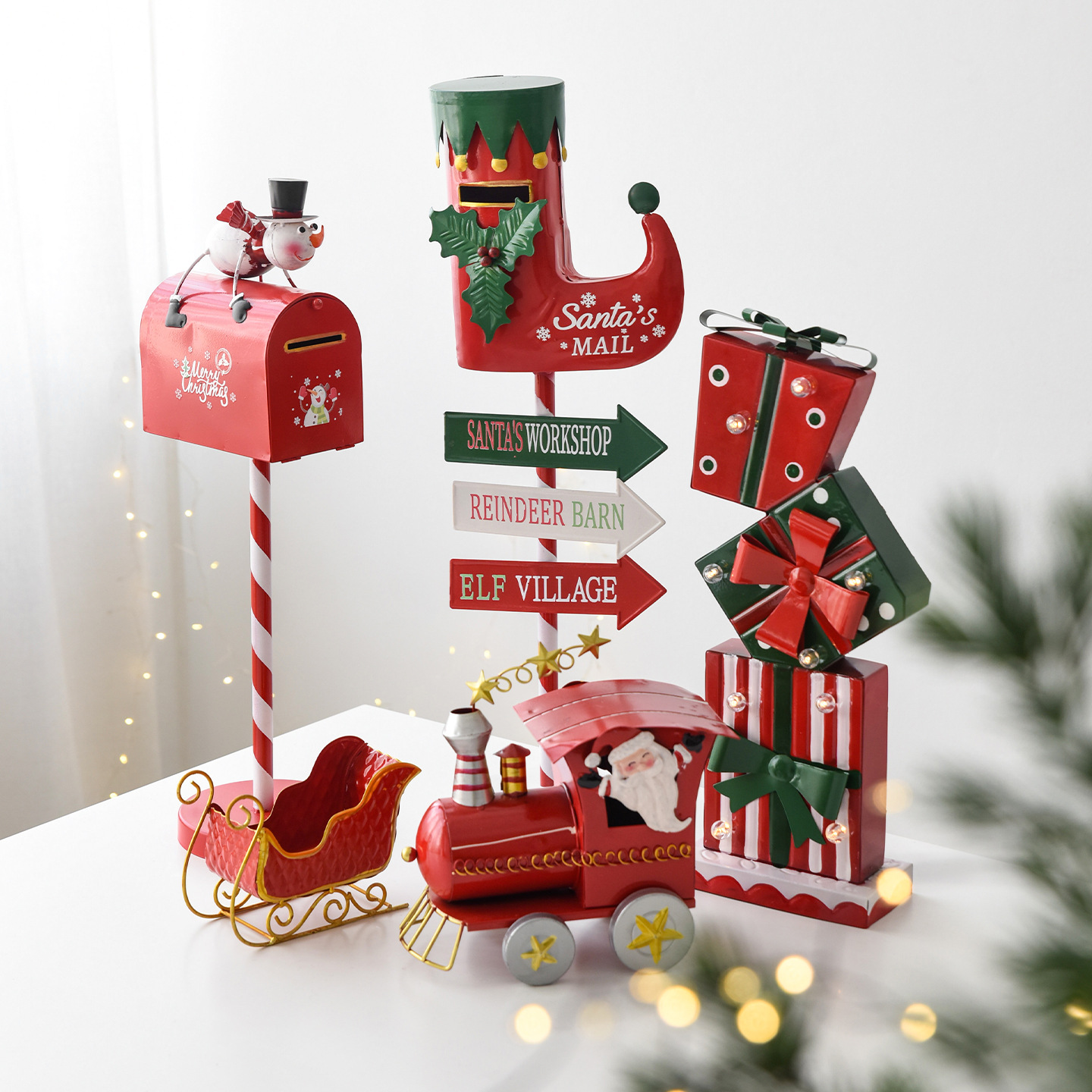 NUCHI跨境新款圣诞铁艺装饰品邮筒信箱雪橇车礼物盒场景布置摆件