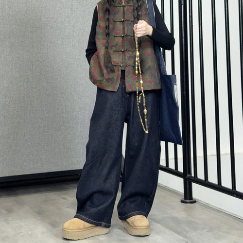 男女童弯刀立体剪裁加绒牛仔裤