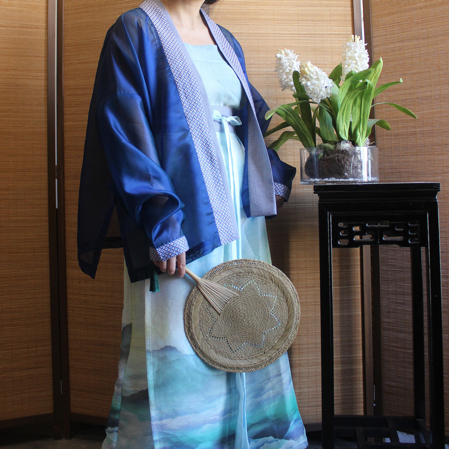 青山 蓝色真丝绡飞机袖短衫 山水印花真丝麻两片裙 宋制汉服日常图片