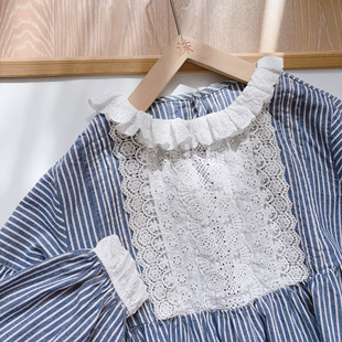 2025新 日系小清新绣花花边领风琴褶竖条纹宽松娃娃款棉布衬衫983