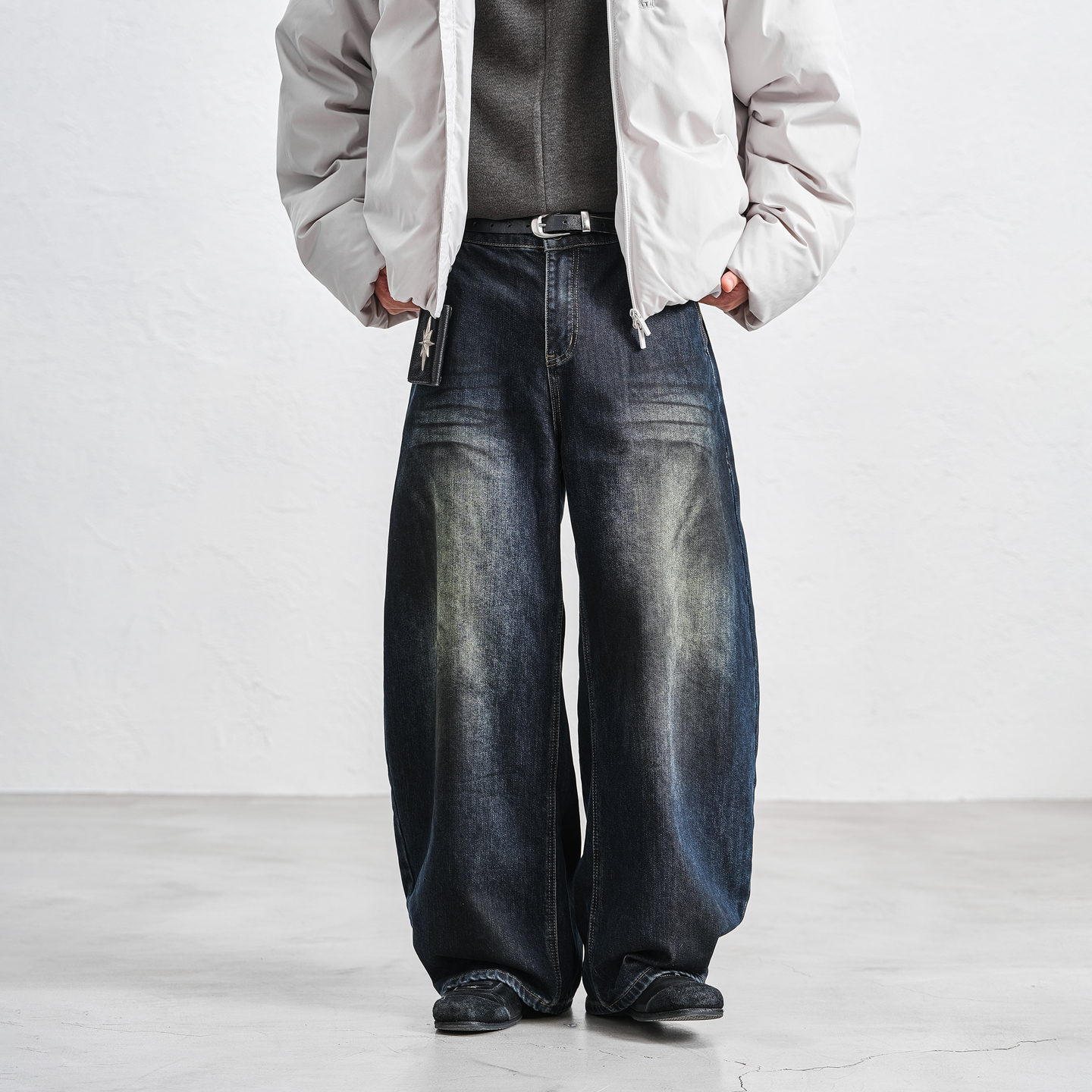 JUPSTUDIO加厚磨毛做旧波浪纹牛仔裤男秋冬款宽松直筒九分裤长裤