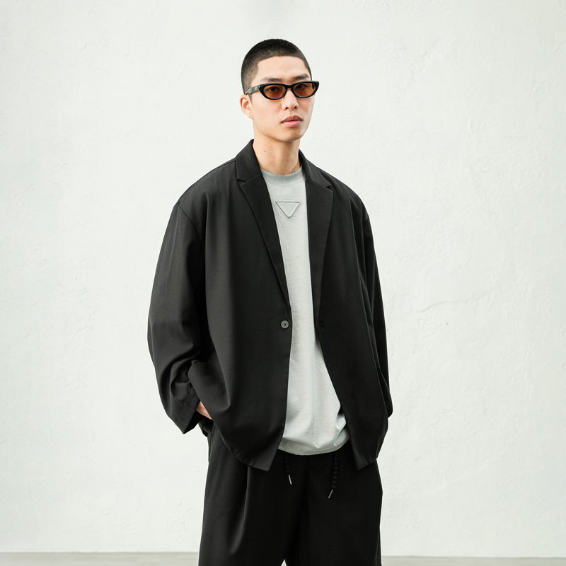 JUPSTUDIO黑色高级感青年西服男