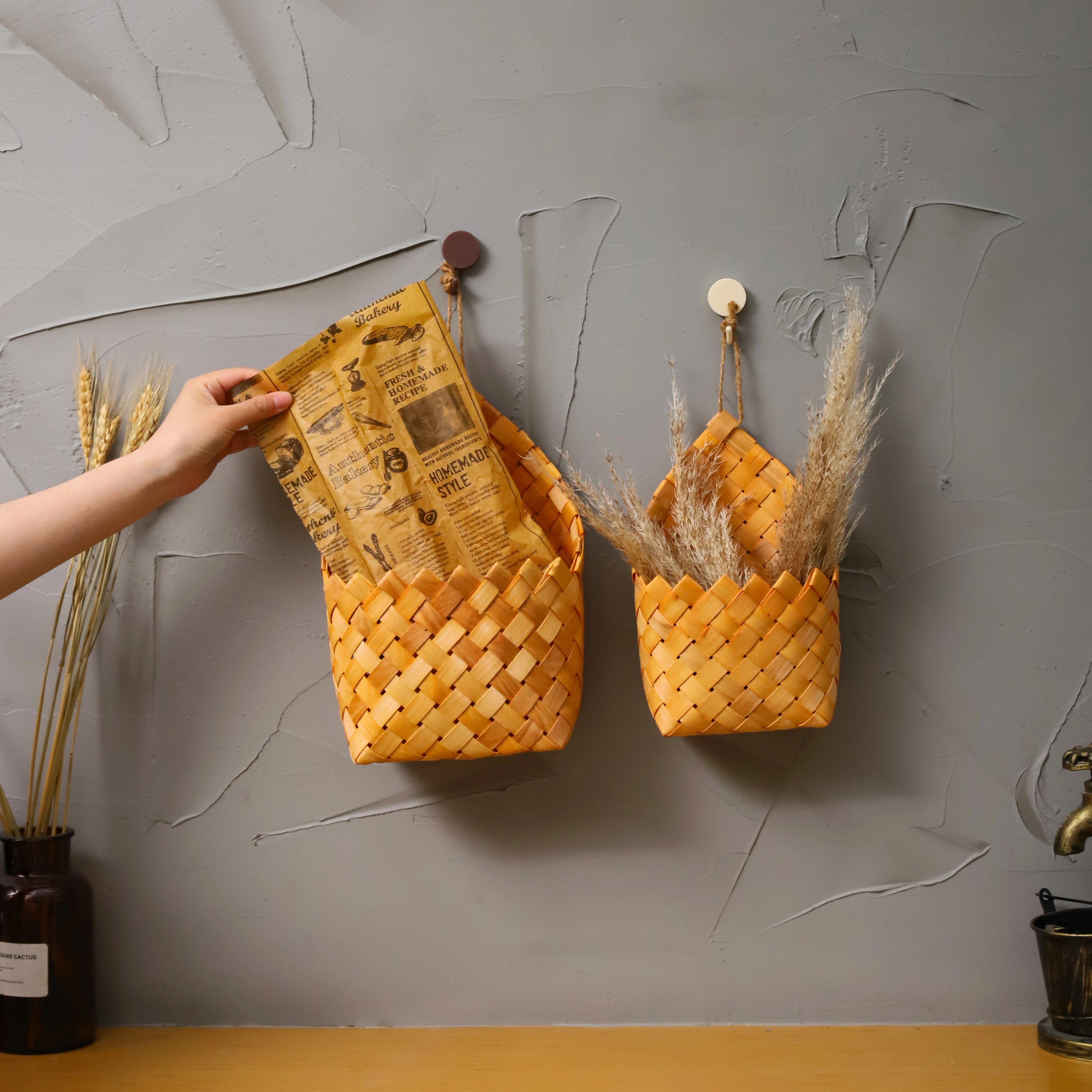 手工编织壁挂收纳花篮厨房姜蒜收纳筐北欧复古挂篮田园编织篮吊篮