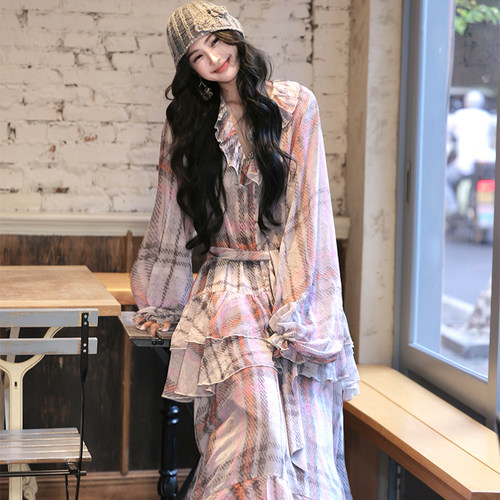 AZure温柔风荷叶边大裙摆连衣裙