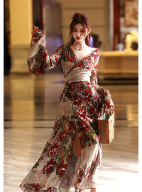 AZure重工蕾丝拼接绑带连衣裙法式复古修身长裙印花V领气质长袖裙