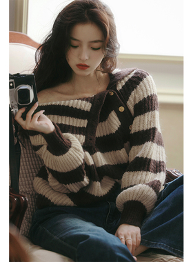 AZure露肩条纹毛衣 小众侧扣设计宽松针织衫 慵懒风上衣显瘦百搭