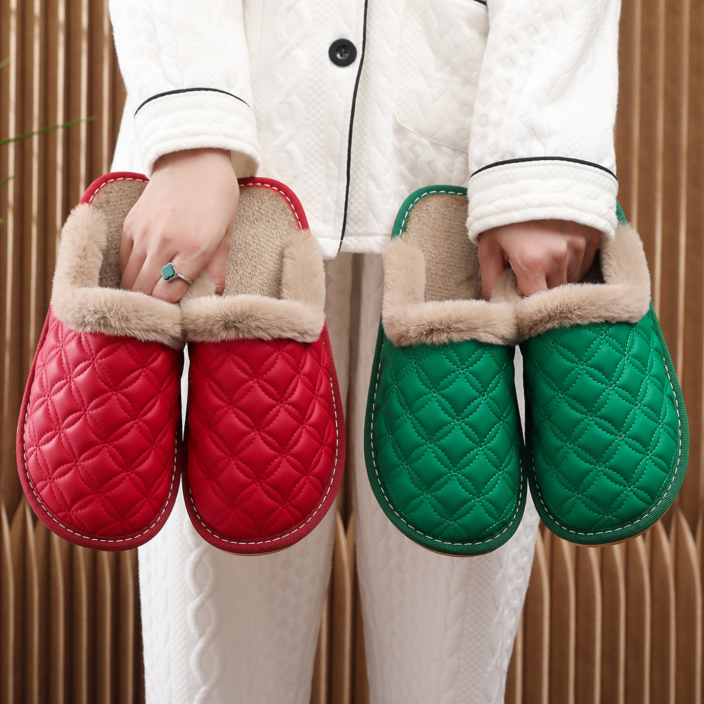 尼普拉冬季保暖防滑情侣棉拖鞋