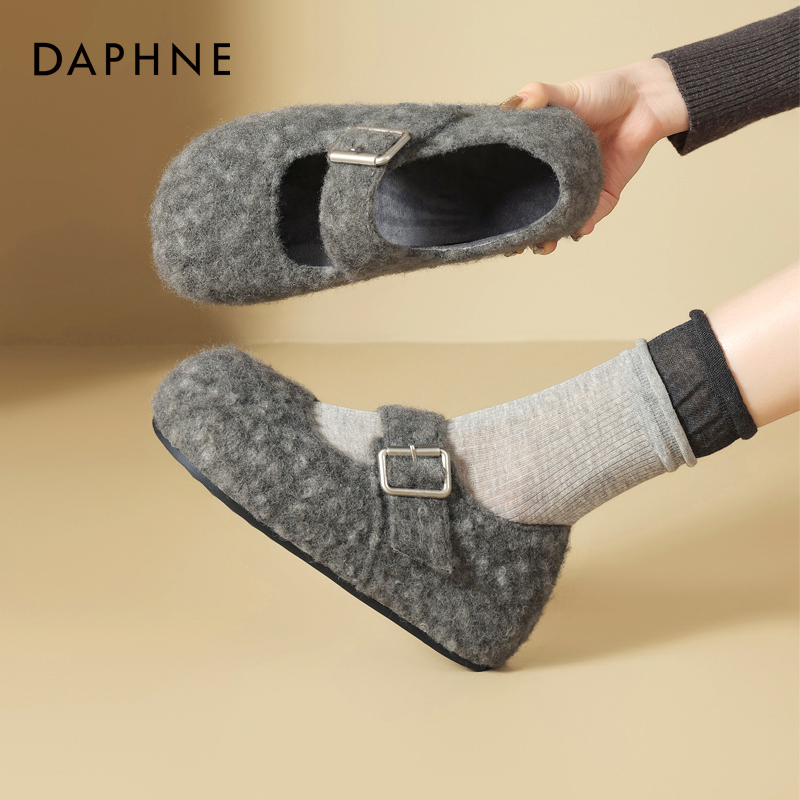 达芙妮女鞋正品！加绒毛毛勃肯鞋