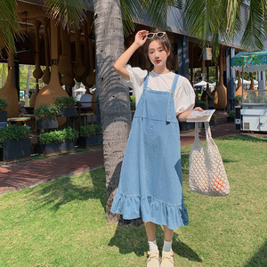 甜美学院风少女感荷叶边休闲牛仔背带裙夏季新款大码宽松胖mm显瘦图片