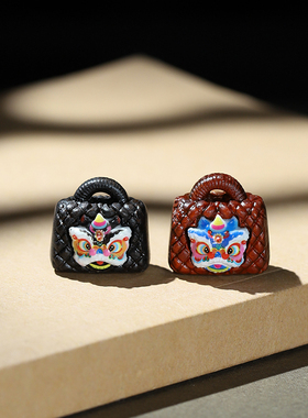 紫檀木卡通草莓熊醒狮包包配件