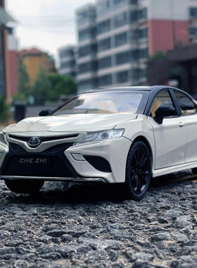 新款 车致1/大号丰甜凯美瑞合金汽车模型声光玩具轿车24222盒装