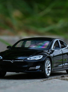 新款 宝思仑1/32特斯拉Model S合金汽车模型声光跑车轿车散装