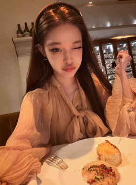 林悠 6/10 14:00 真丝超大飘带新色 年前电光蓝的新姐妹