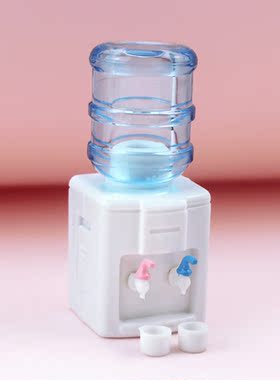 52DOLLHOUSE 微缩食玩场景模型 娃娃屋配件迷你家用商饮水机B168