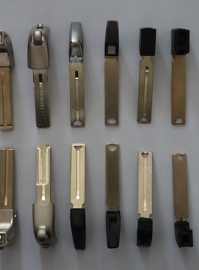 适用丰田新赛纳格瑞维亚凯美瑞汉兰达荣路凌放雷凌照片开齿槽钥匙