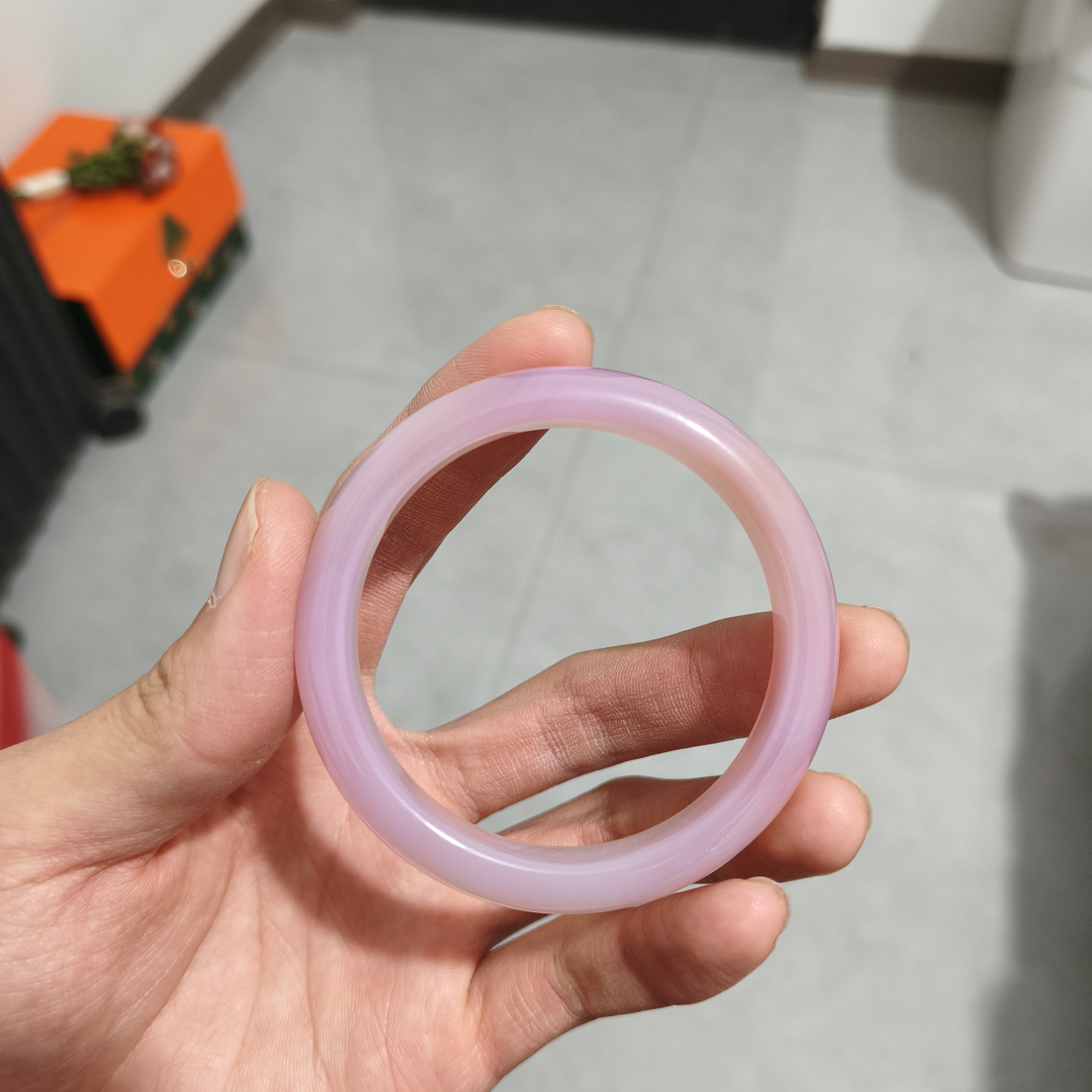 56-57圈口玛瑙手镯一条k123