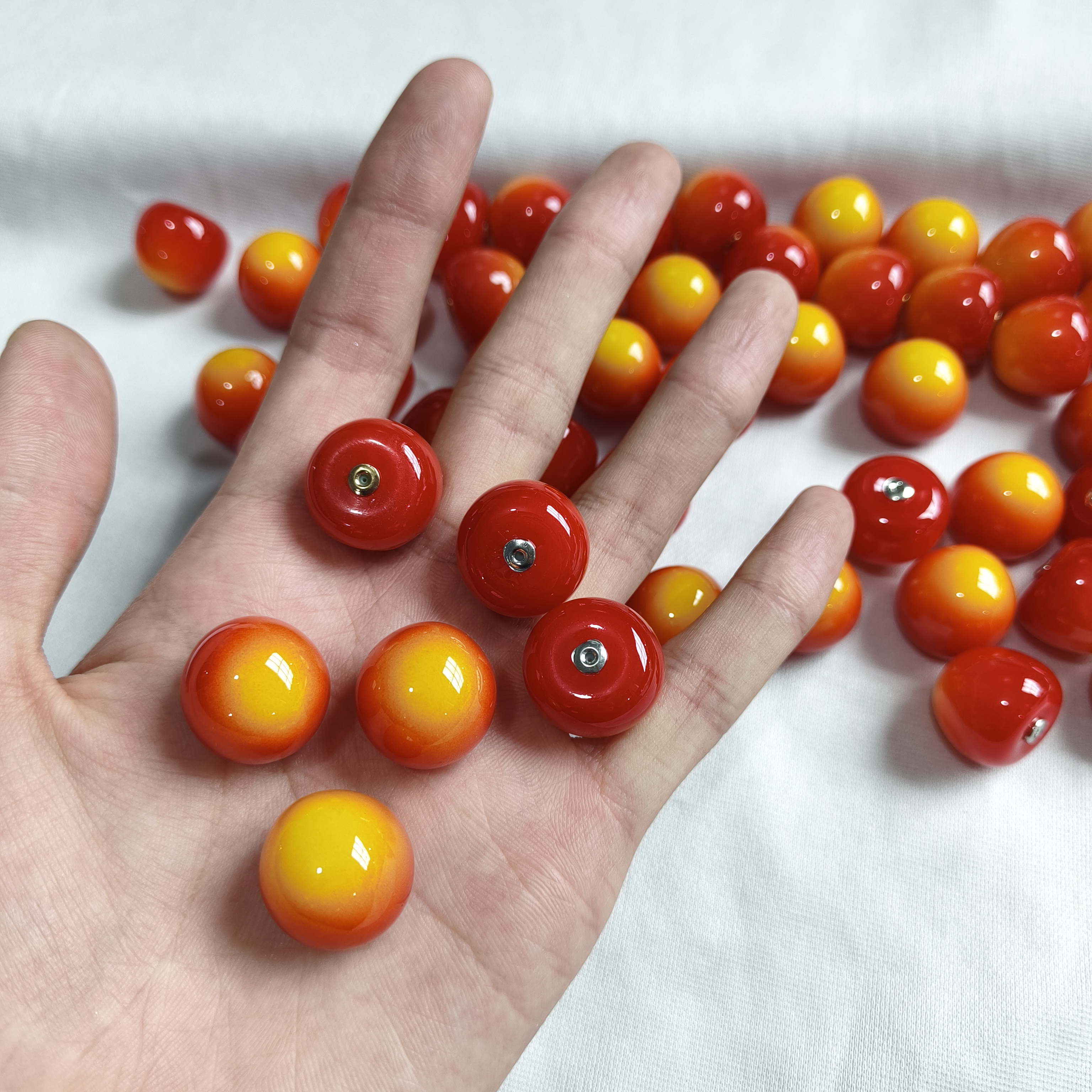 m570 20mm亚克力樱桃吊坠半斤