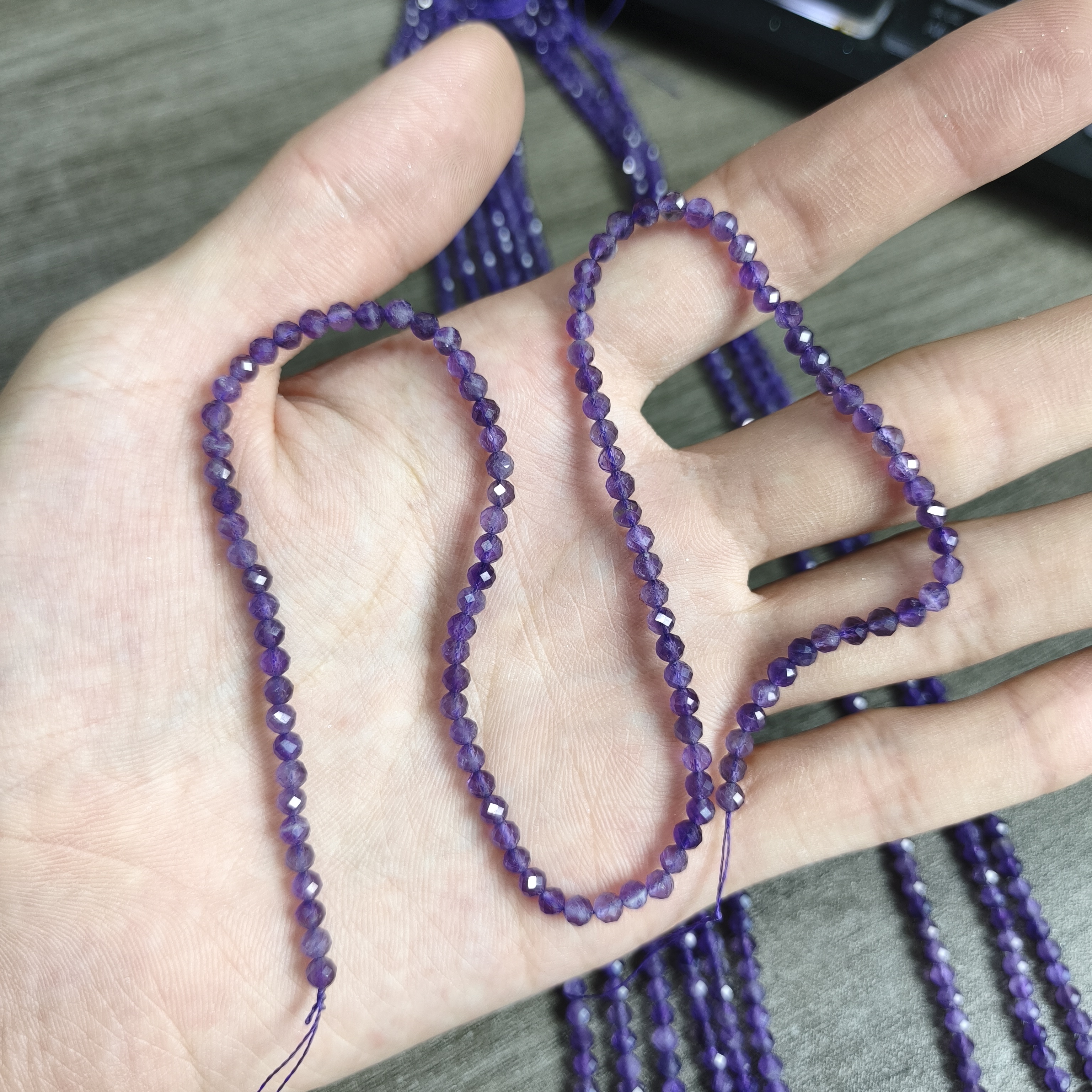 s44   4mm切面天然紫水晶石一条