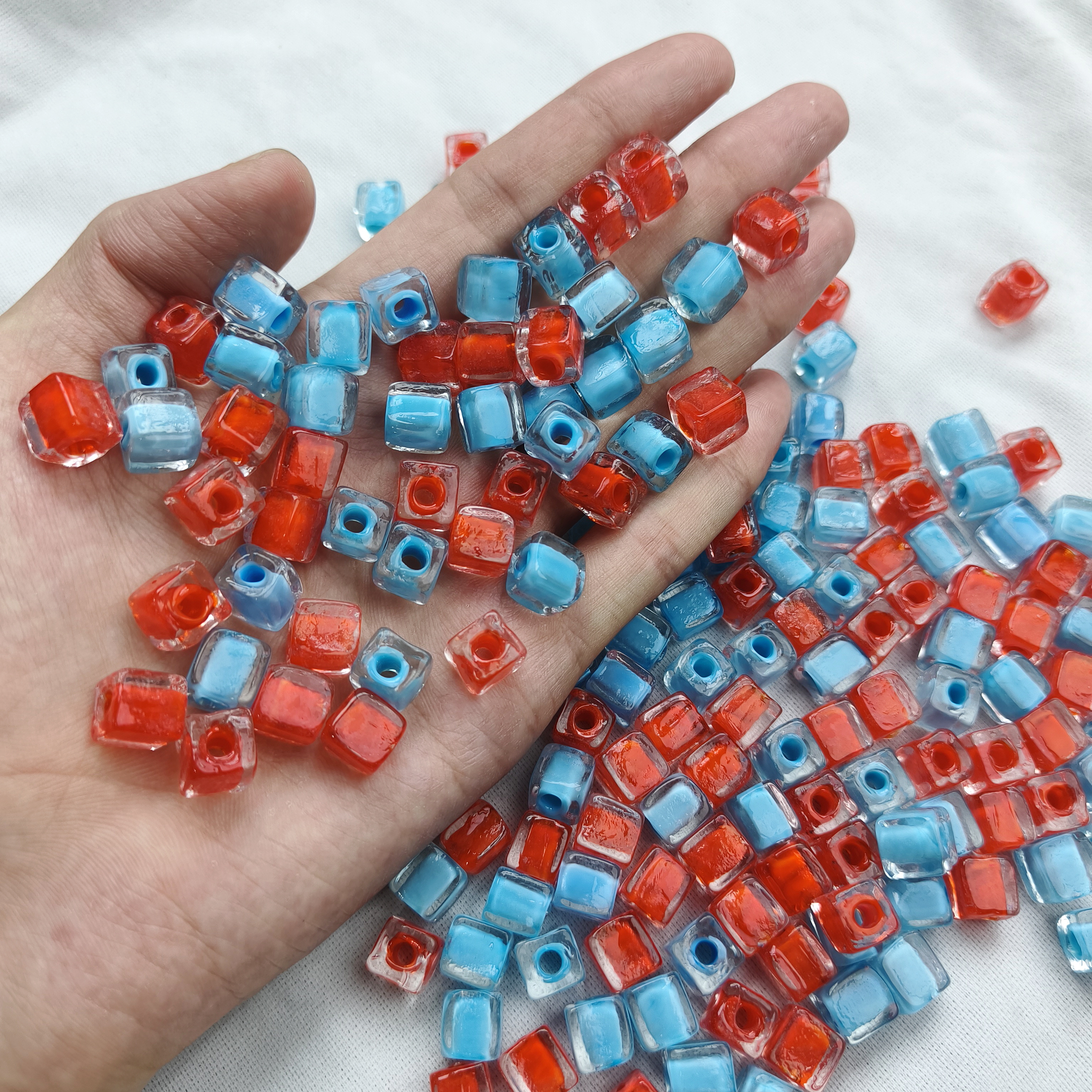 962 10mm罐芯琉璃方块随机30颗