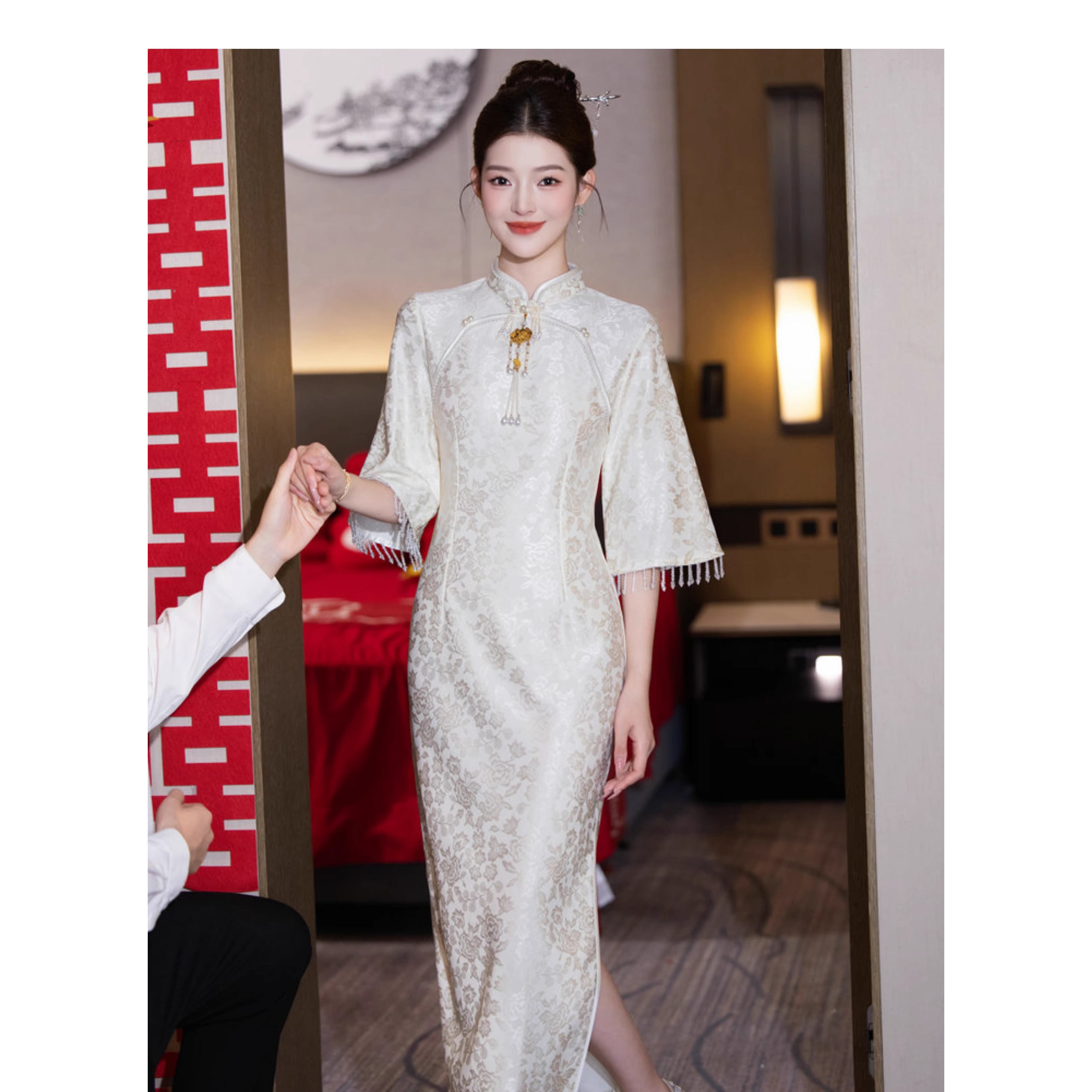 白色旗袍敬酒服新娘订婚礼服裙女长袖秋季新款新中式女装绝美领证