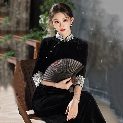 新中式秋冬新款旗袍改良高端复古黑色金丝绒奥黛连衣裙女长袖妈妈